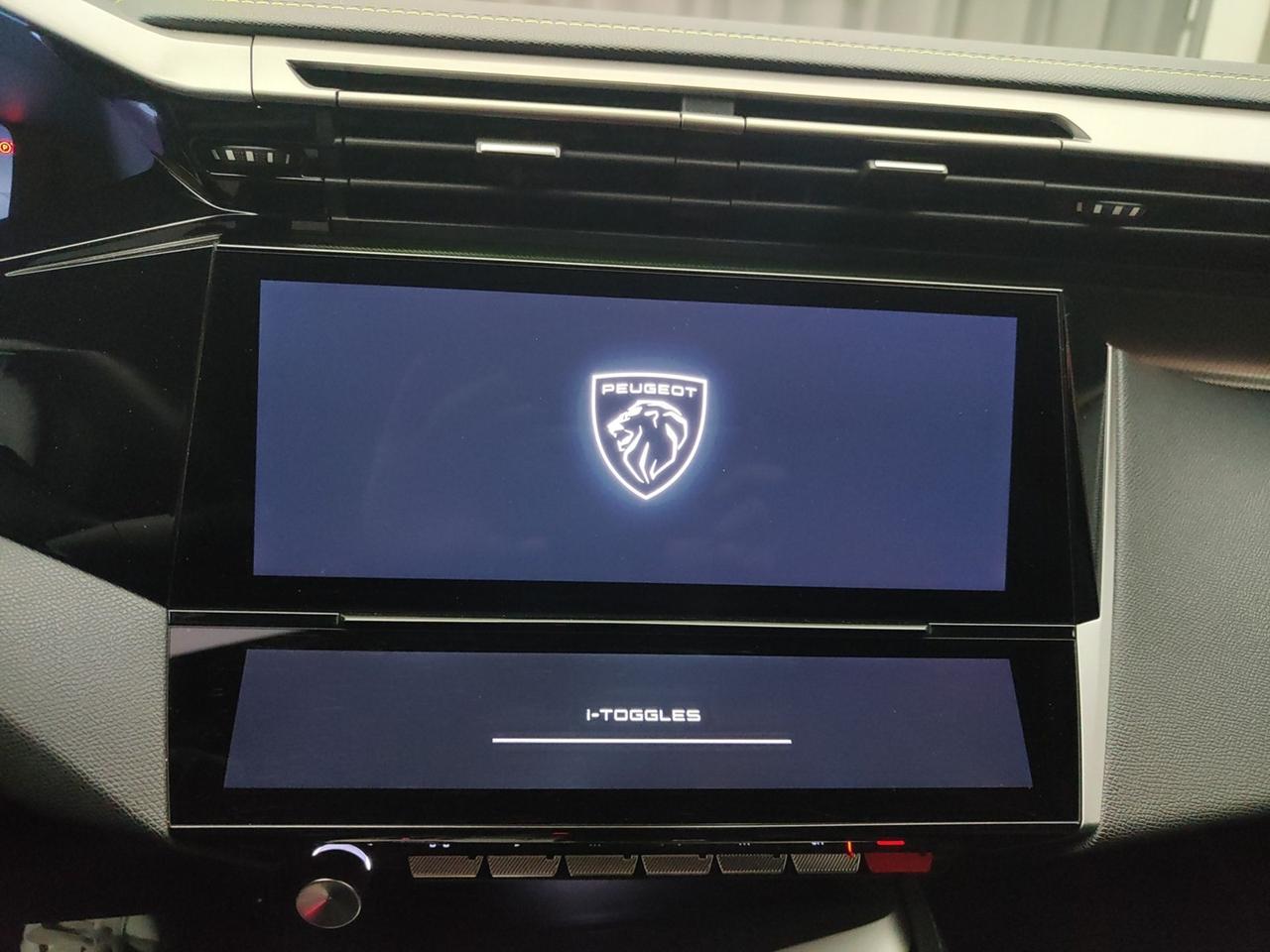 PEUGEOT 308 III 2021 SW 1.2 HYBRID 145CV GT E-DCS6