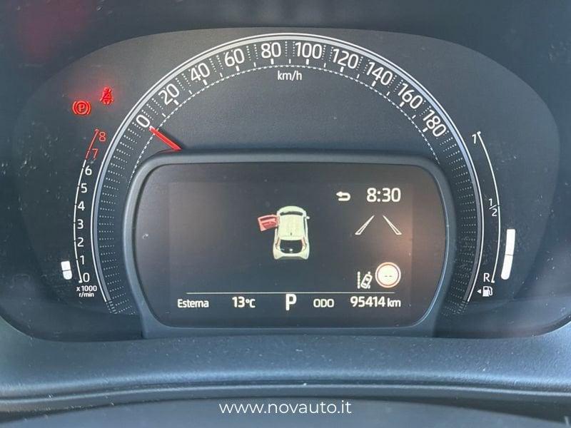 Toyota Aygo X 1.0B (72 CV) Active S-CVT