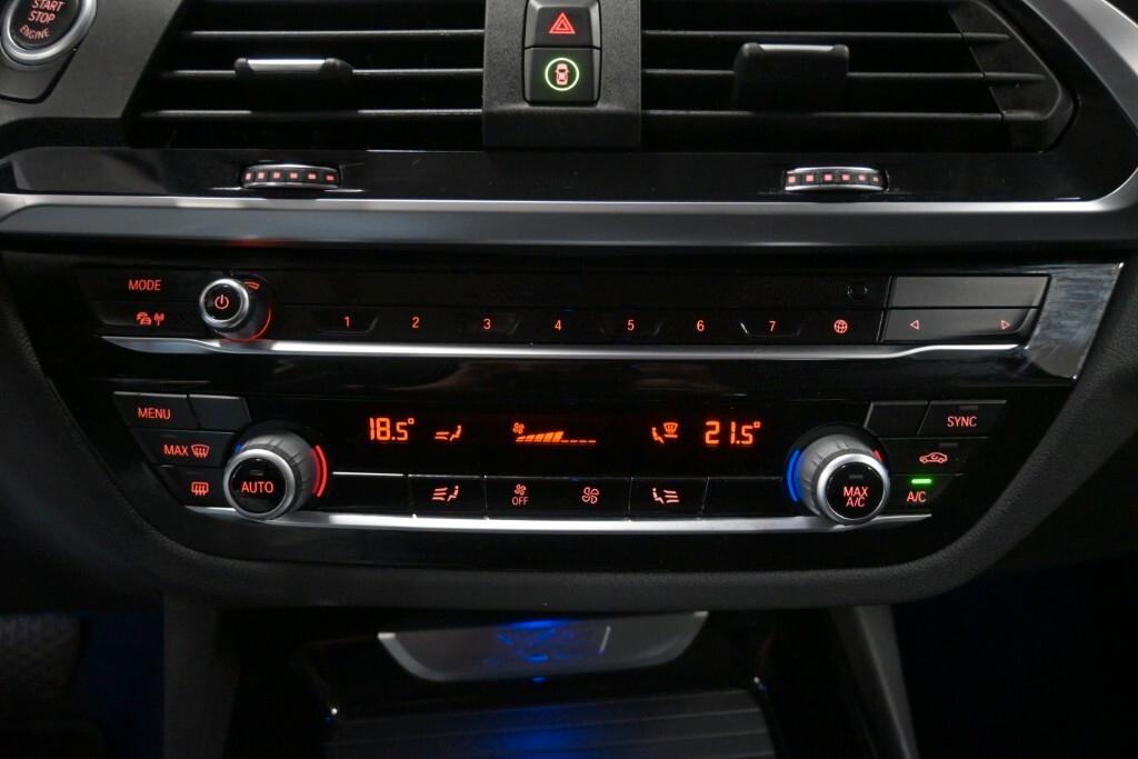 BMW X3 18D 150CV STEPTRONIC 48V S-DRIVE XLINE ( FARI LED - BMW DIGITAL COCKPIT - AMBIENT LIGHTS - PELLE - CLIMA TRIZONA - NAVI - MIRROR - PARK ASSISTANT - TELECAMERA POST. - CERCHI 19 )