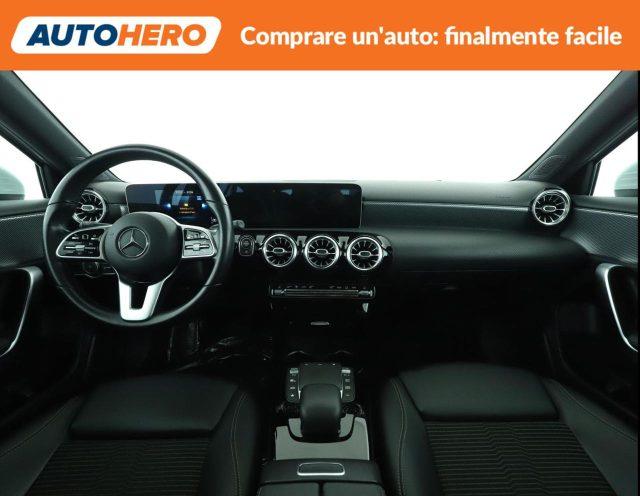 MERCEDES-BENZ A 180 Automatic Sport