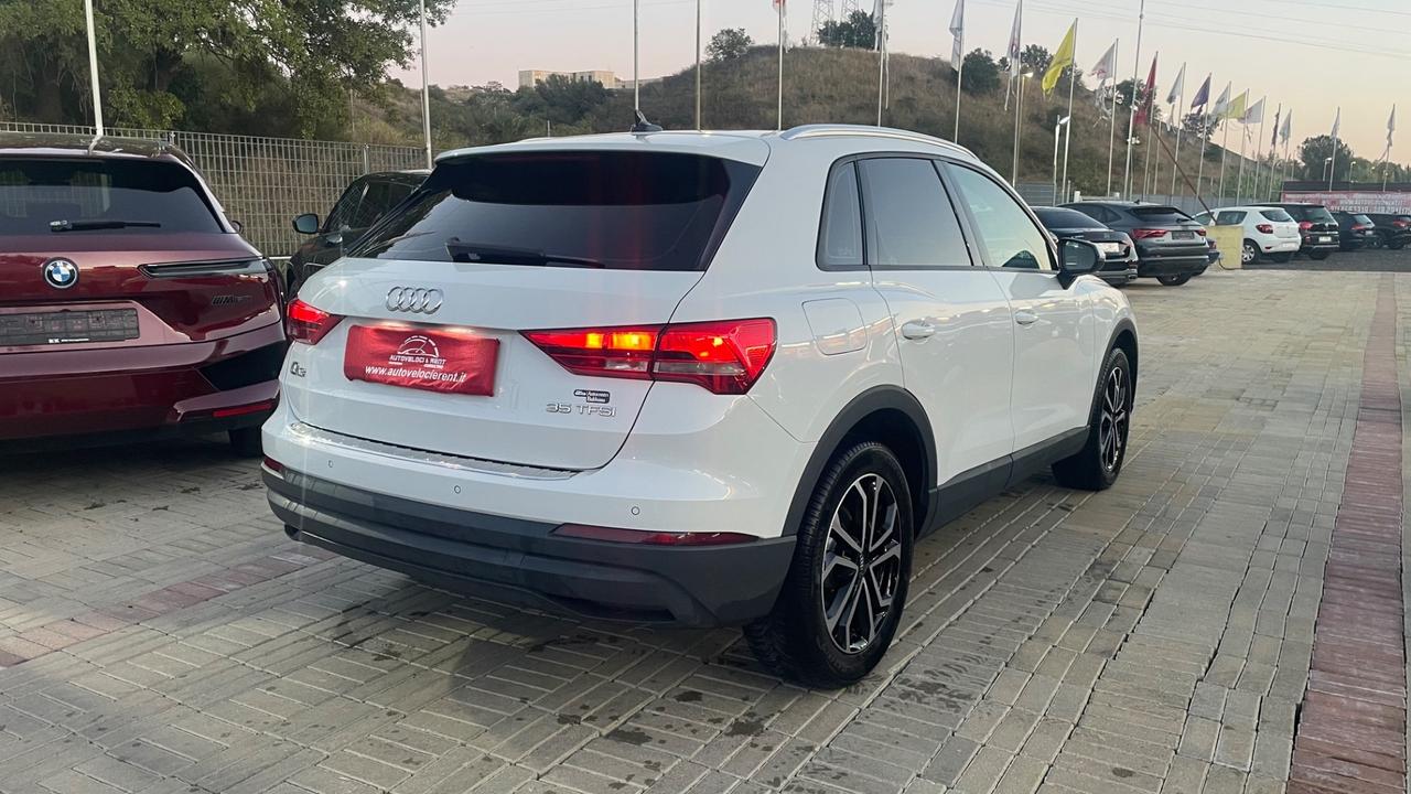 Audi Q3 35 TFSI Business Advanced