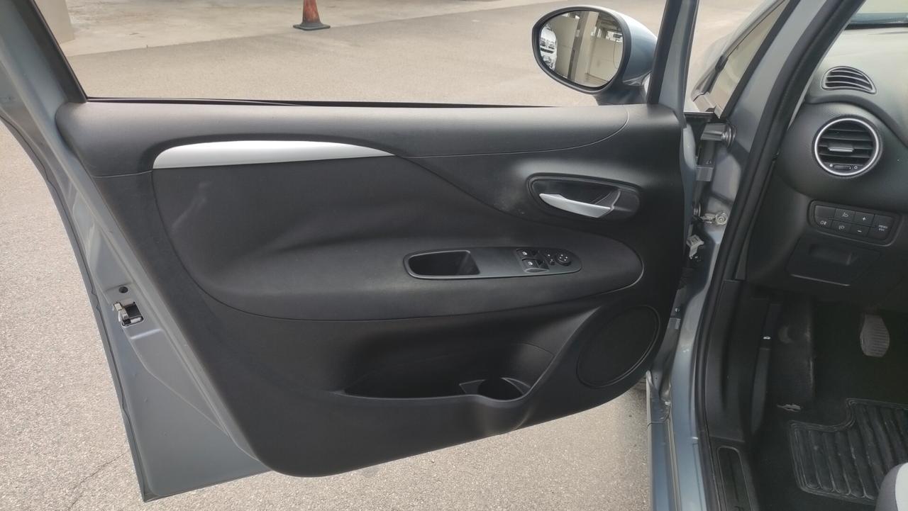 Fiat Punto 1.3 MJT II S&S 85 CV 5 porte ECO Easy NEOPATENTATI - 2012