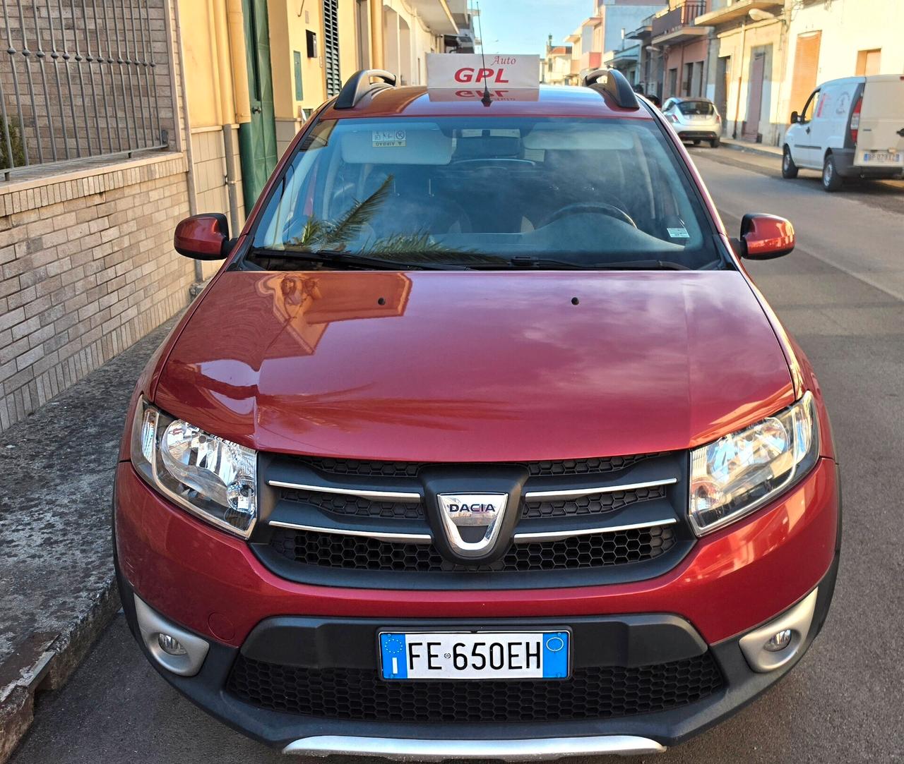 Dacia Sandero stepway Gpl casa madre Anno 2016