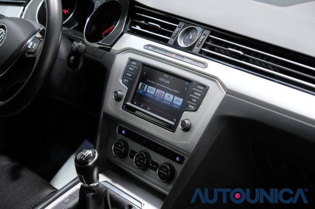 VOLKSWAGEN Passat Variant 2.0 TDI BUSINESS BLUEMOTION TECHNOLOGY