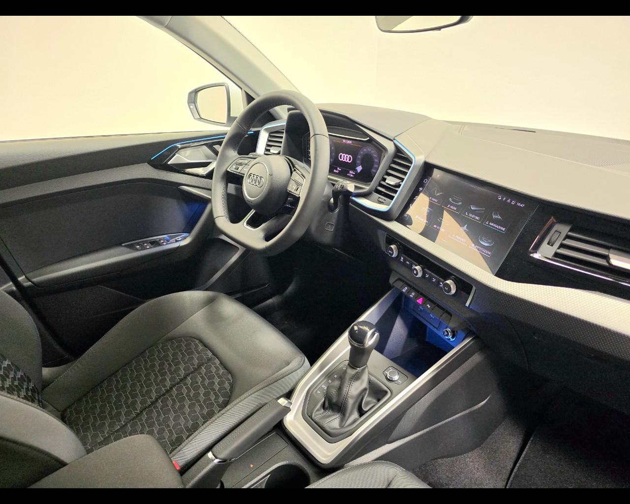 AUDI A1 SPORTBACK 30 TFSI S-TRONIC S-LINE EDITION