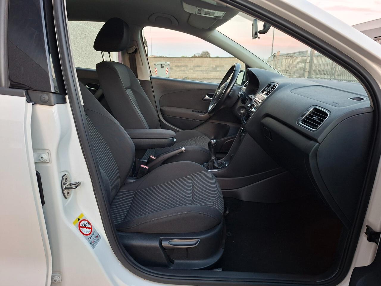 Volkswagen Polo 1.4 Highline 5p. *EURO 5A*