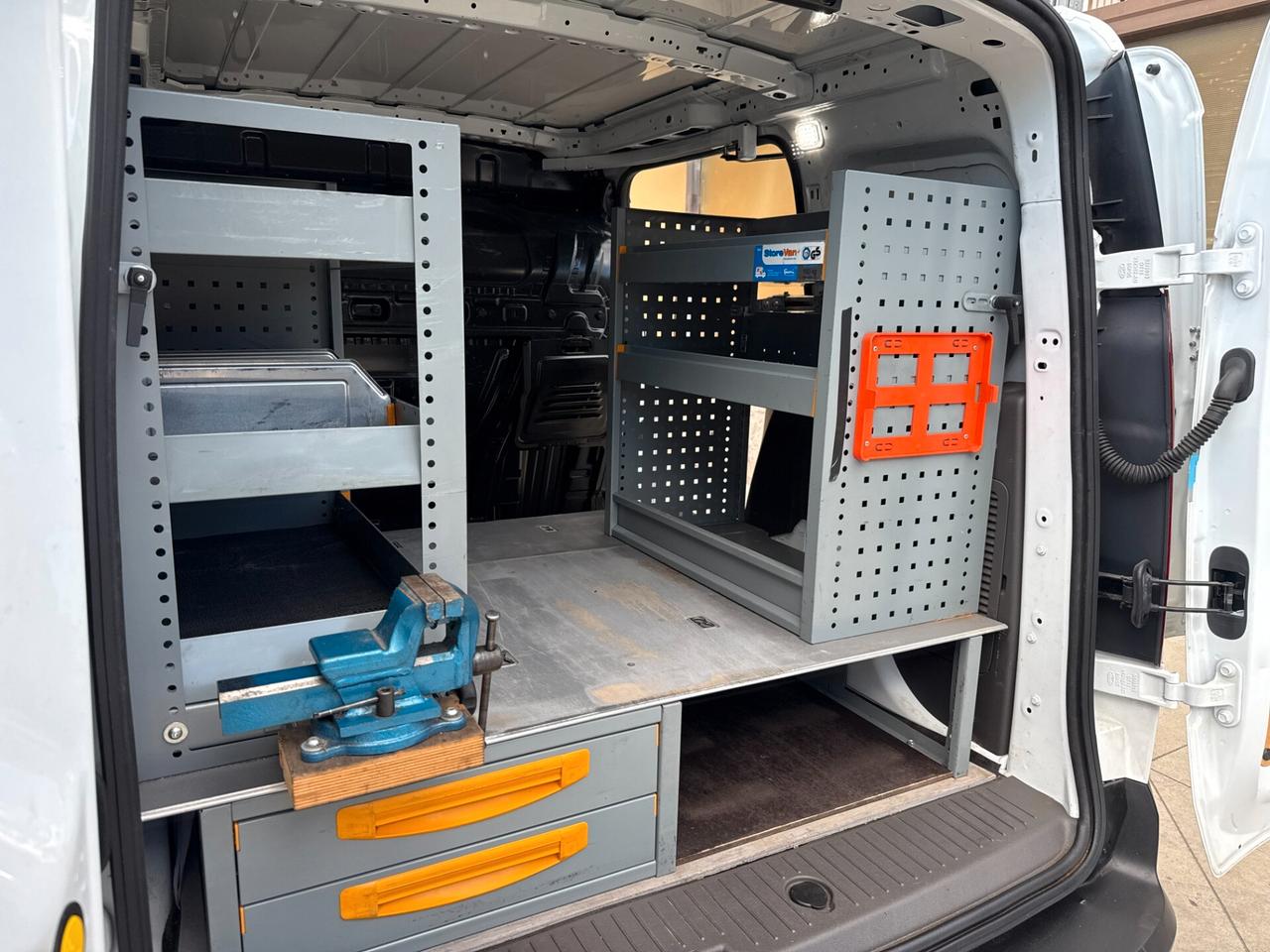 Ford Transit Connect 1.5 TDCI 120CV ALLESTITO L2 H1
