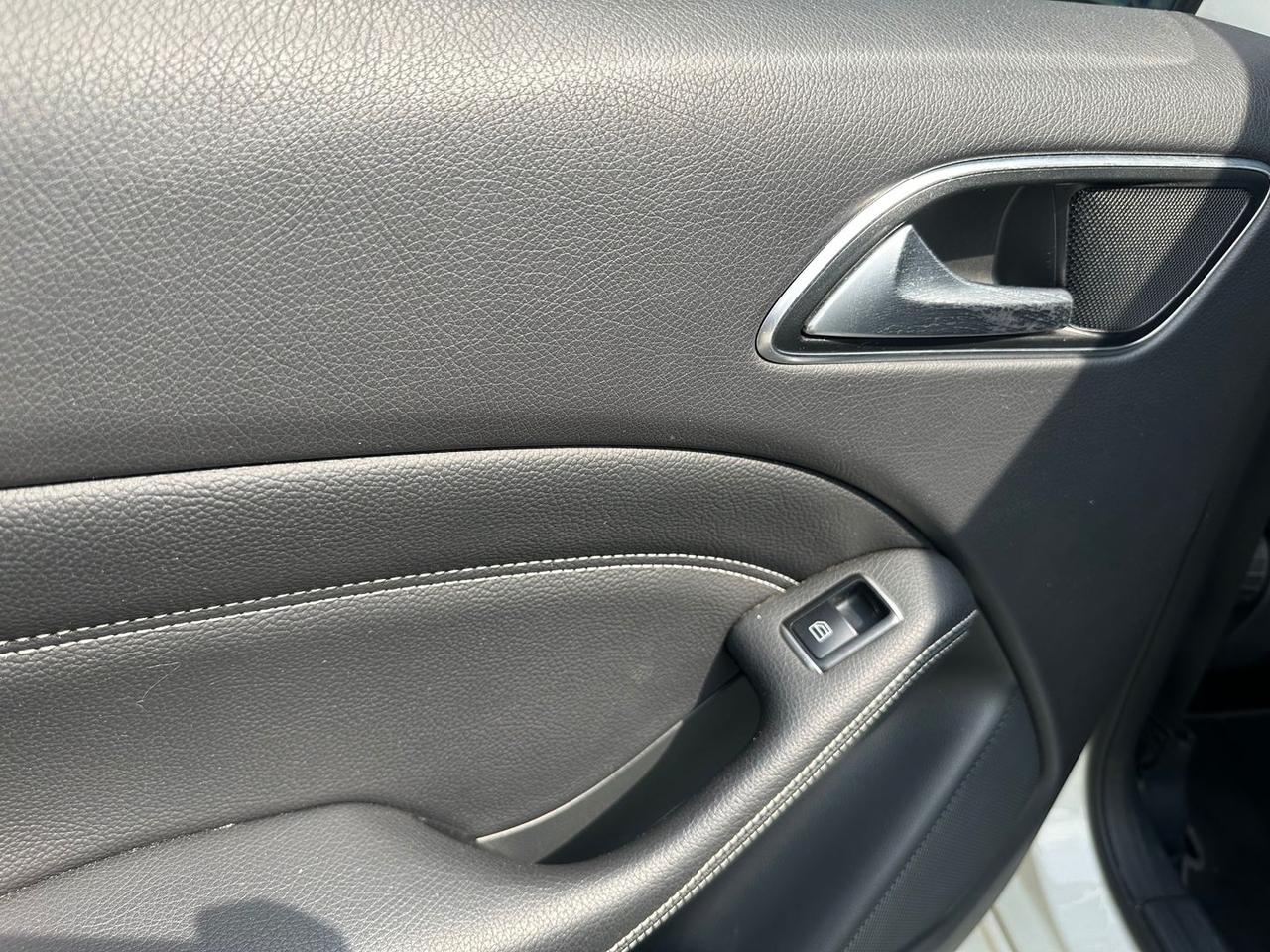 Mercedes-Benz B 180 Sport B 180 D #10480