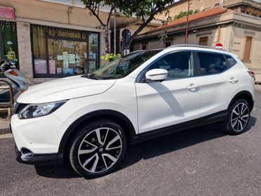 Nissan Qashqai 1.6 dCi 2WD Tekna AUTOMATICA Tetto Panoramico