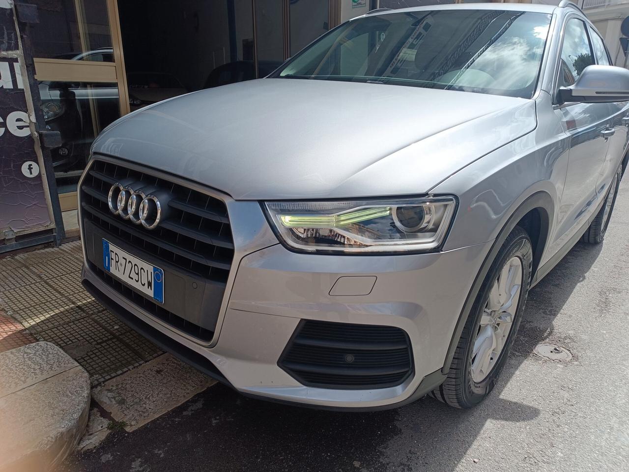 Audi Q3 2.0 TDI 150 CV S tronic Sport