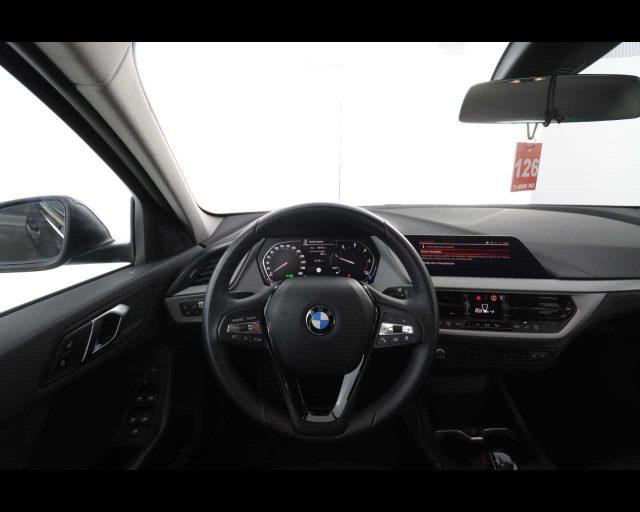 BMW 116 d 5p. Business Advantage