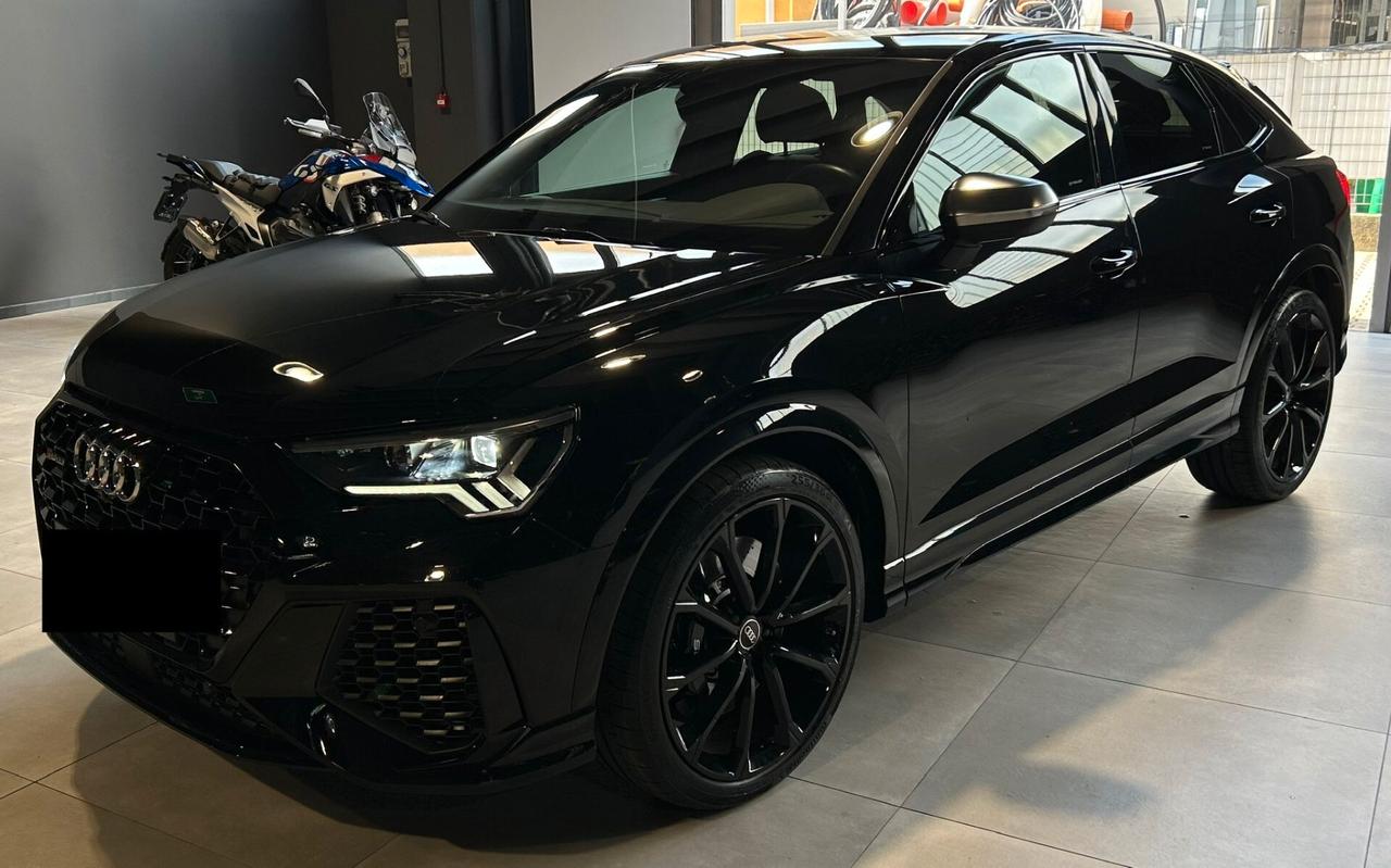 Audi Q3 Audi RS Q3 Sportback 2.5 TFSI S Line