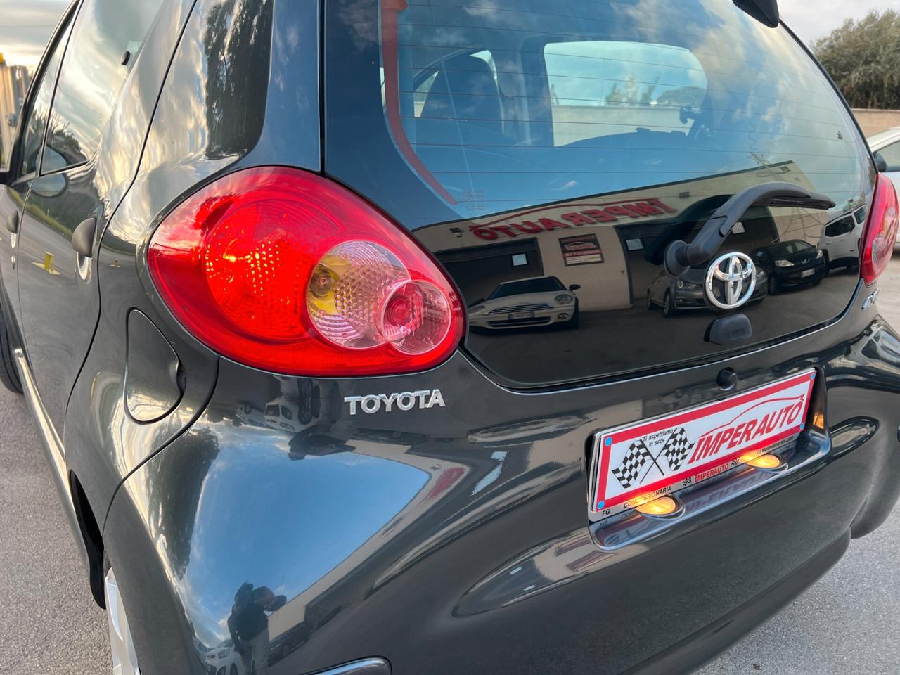 Toyota Aygo 1.0 Now TAGLIANDATA CON GARANZIA