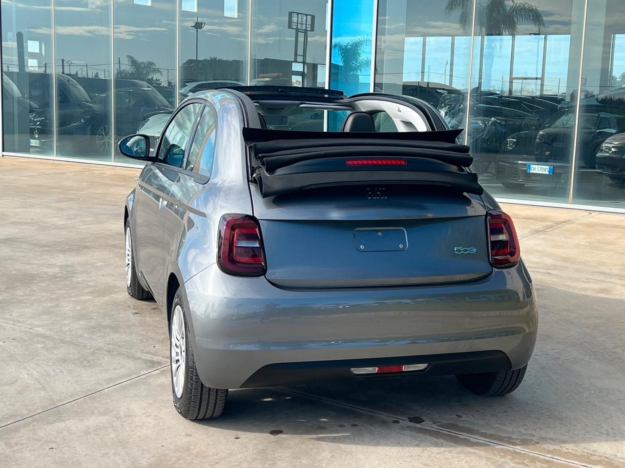 Fiat 500e Cabrio offerta T-Stock prezzo imperdibile
