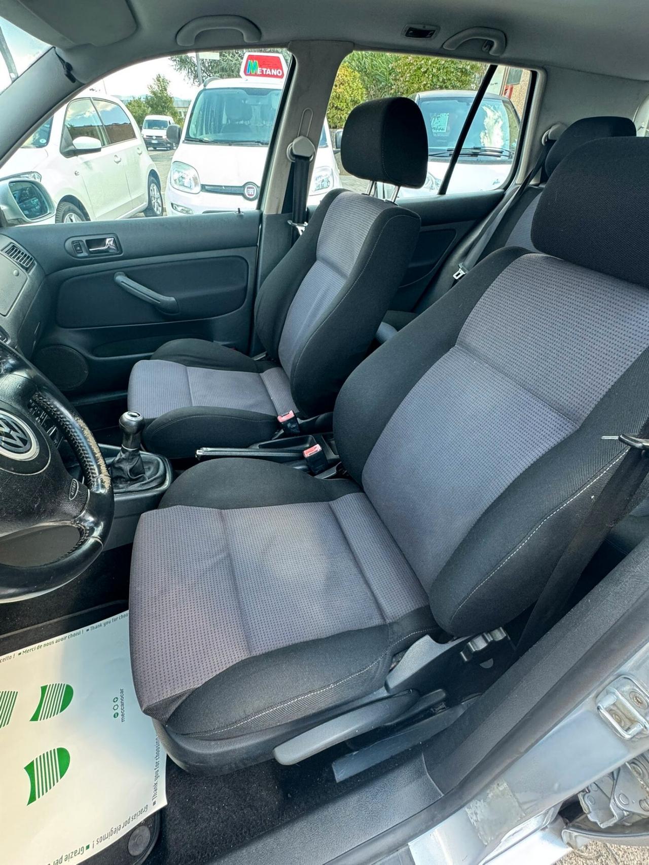 Volkswagen Golf 1.6 16V cat 5 porte Highline