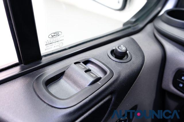 FORD Transit Custom 320 2.0 ECOBLUE 130 AUTOMATICO 9 POSTI COMBI TREND