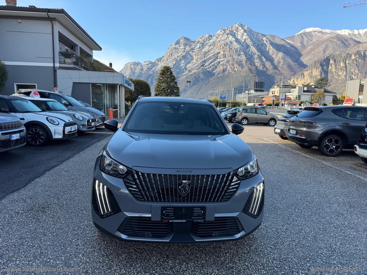 PEUGEOT 2008 PureTech 100 S&S Allure