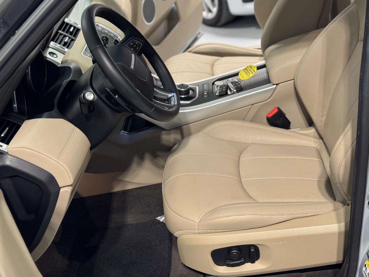 Land Rover Range Evoque 2.0 TD4 Pelle Navi !