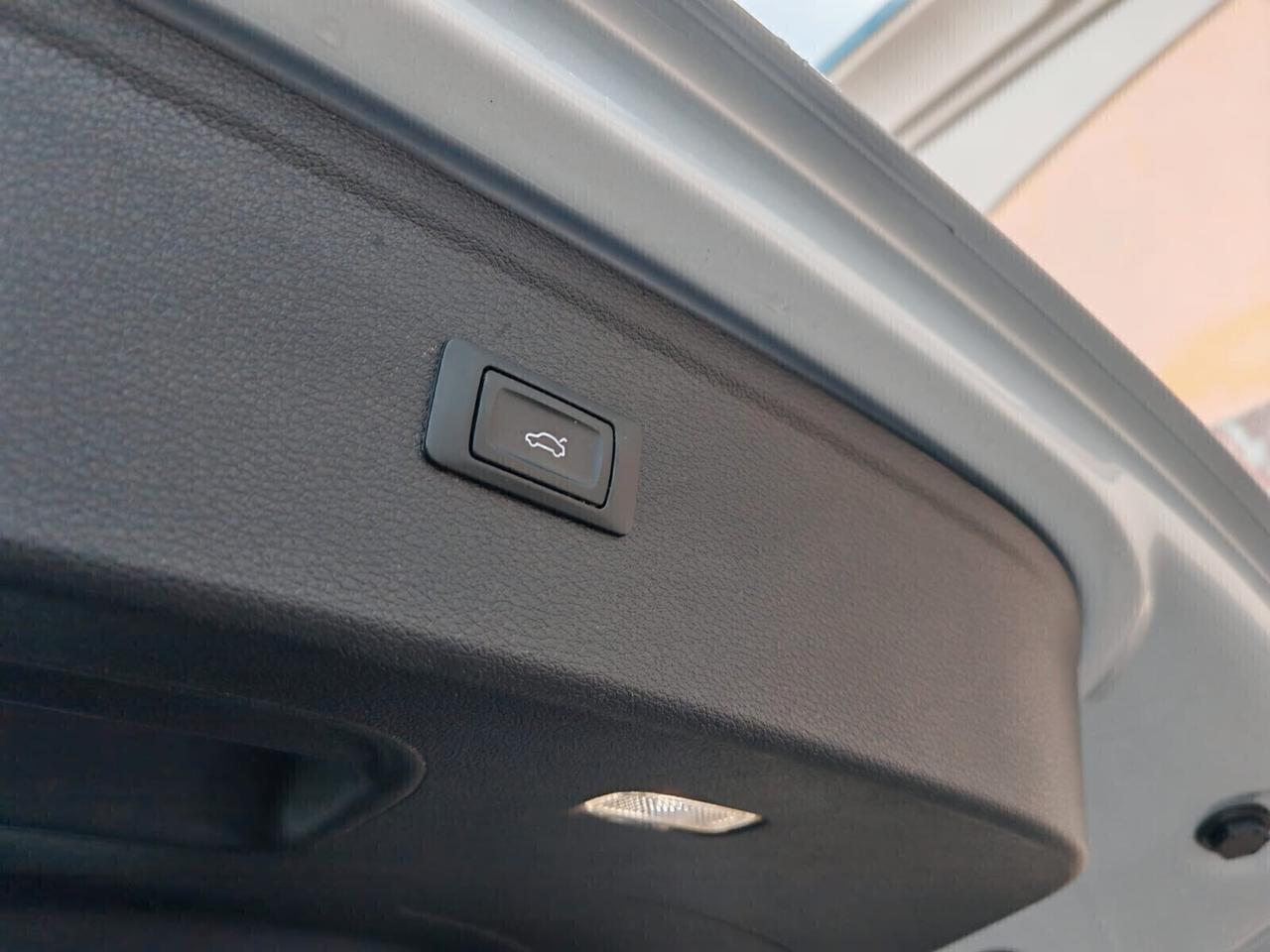 Audi Q5 40 TDI quattro S tronic S line plus Matrix