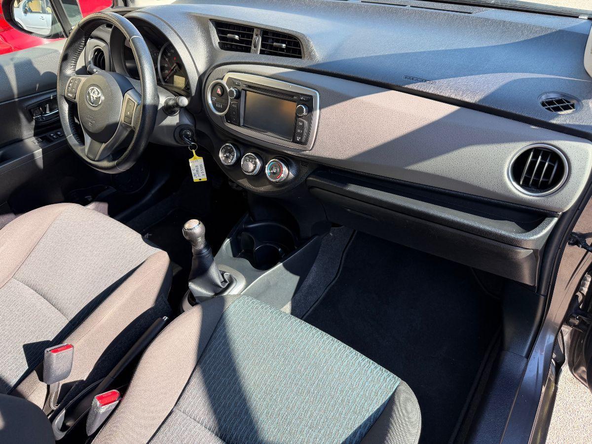 TOYOTA - Yaris - 1.0 3 porte Active NEOPATENTATI