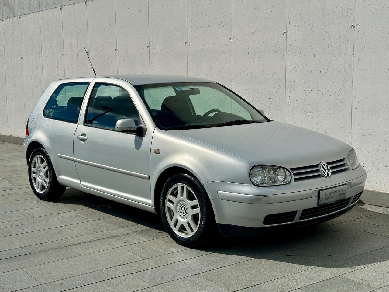 Volkswagen Golf GTI 1.8 turbo 20V cat 3p.