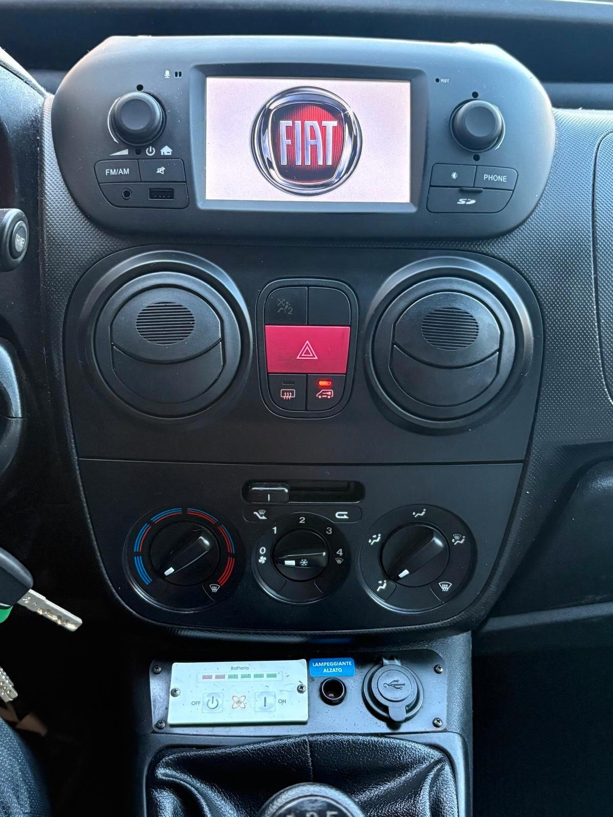 Fiat Fiorino 1.3 MJT 95CV Combinato Adventure