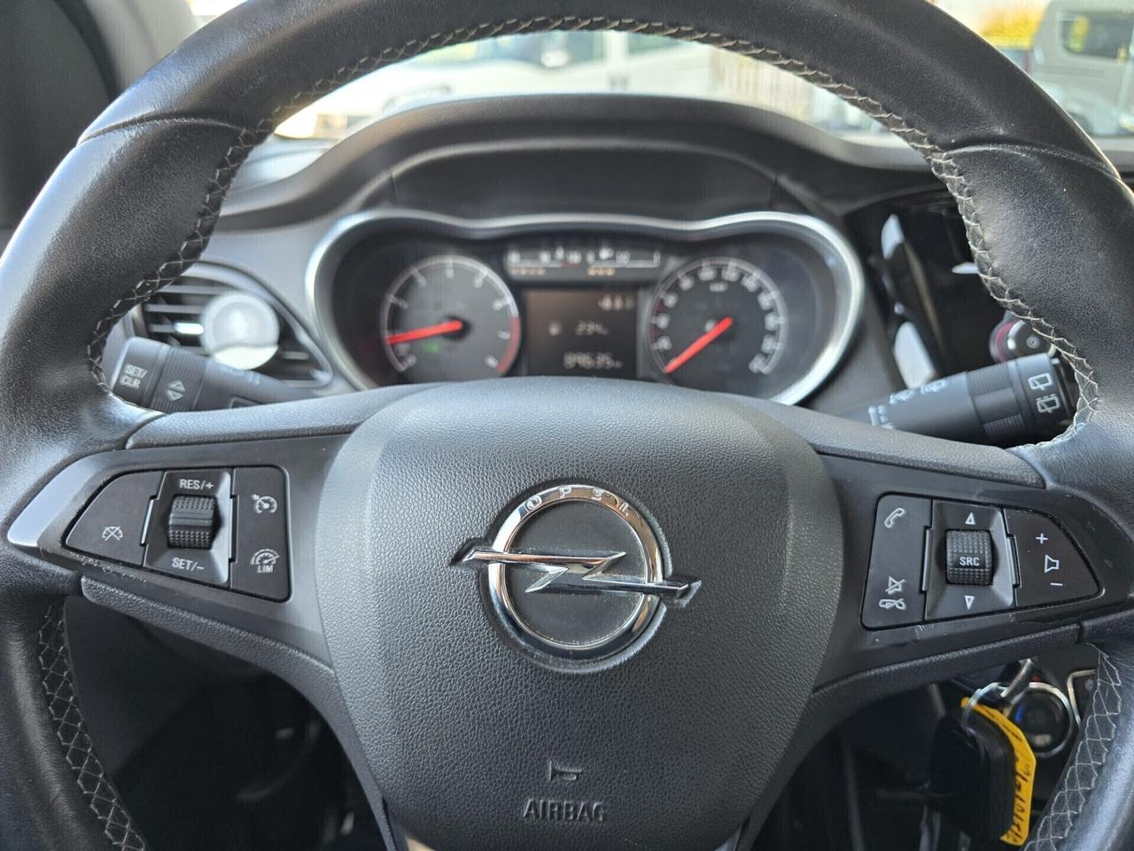 Opel Karl 1.0 75 CV 5 Porte Cosmo 2015 OK NEOPATENTATI
