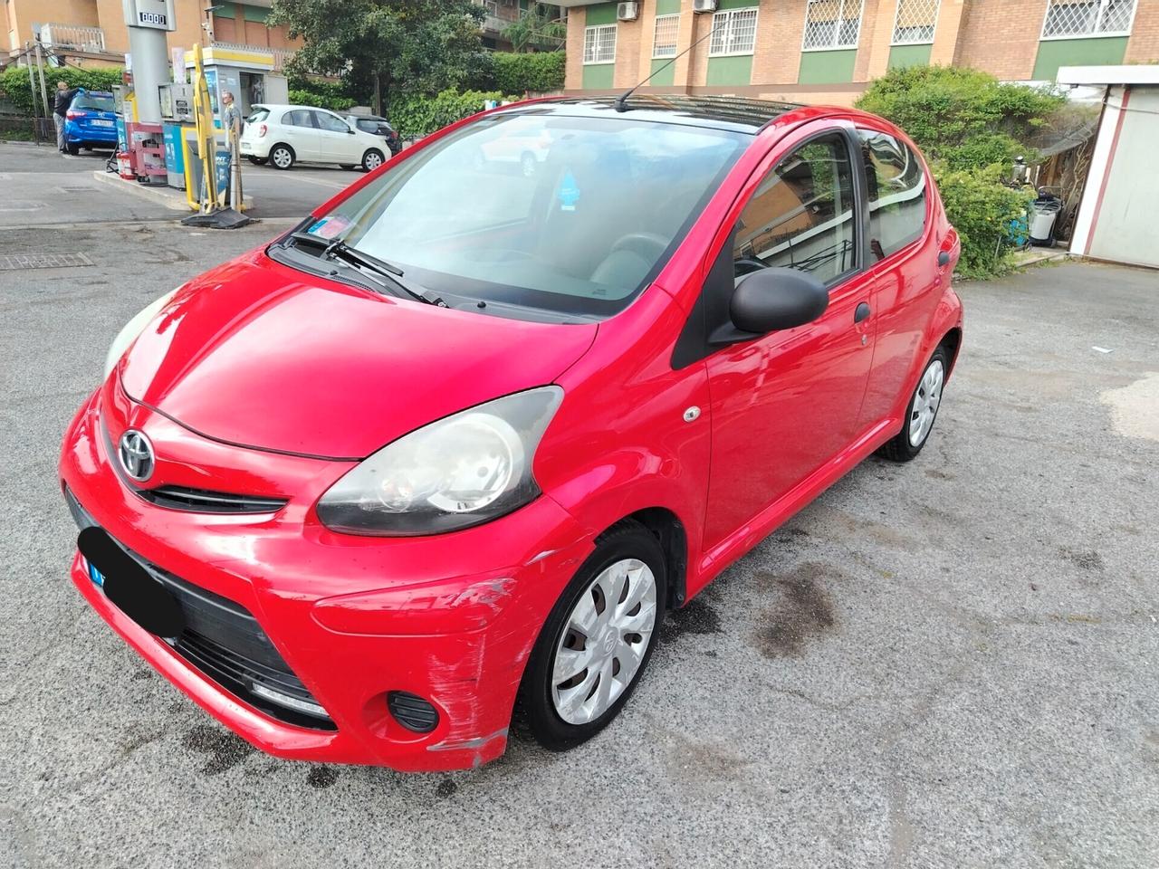 Toyota Aygo 1.0 12V VVT-i 5 porte Active Connect
