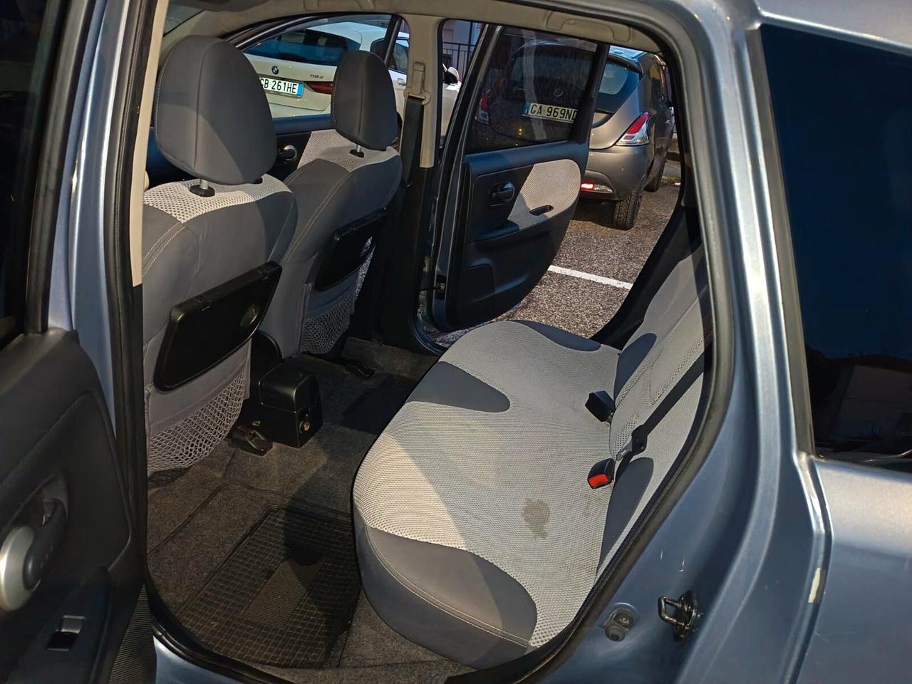 Nissan Note 1.4 16V Sport GPL NEOPATENTATI EURO4 UNICOPROPIETARIO