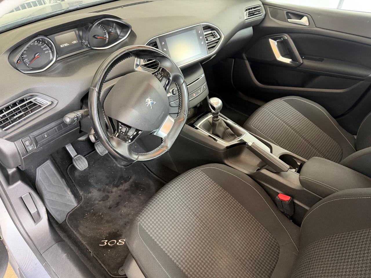 Peugeot 308 BlueHDi 130 S&S SW Active