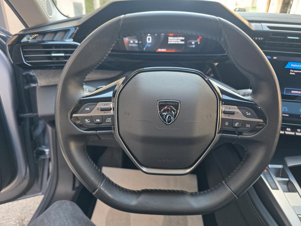 Peugeot 308 BlueHDi 130 EAT8 Allure+Lici Led+Cerchi 18+Retrocamera...