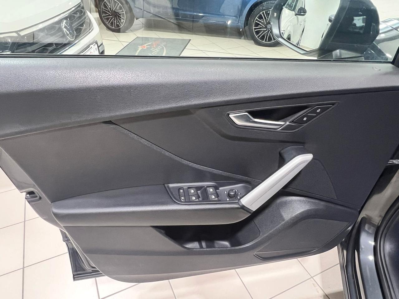 Audi Q2 30 TDI Business
