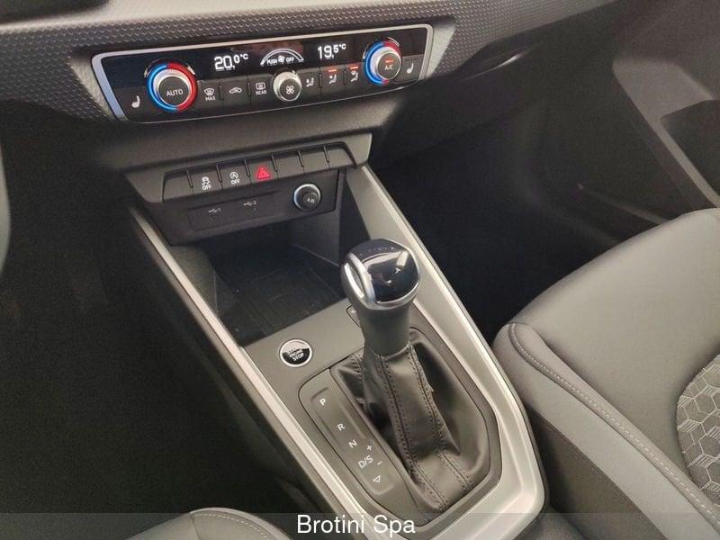 Audi A1 allstreet 30 TFSI S tronic Business