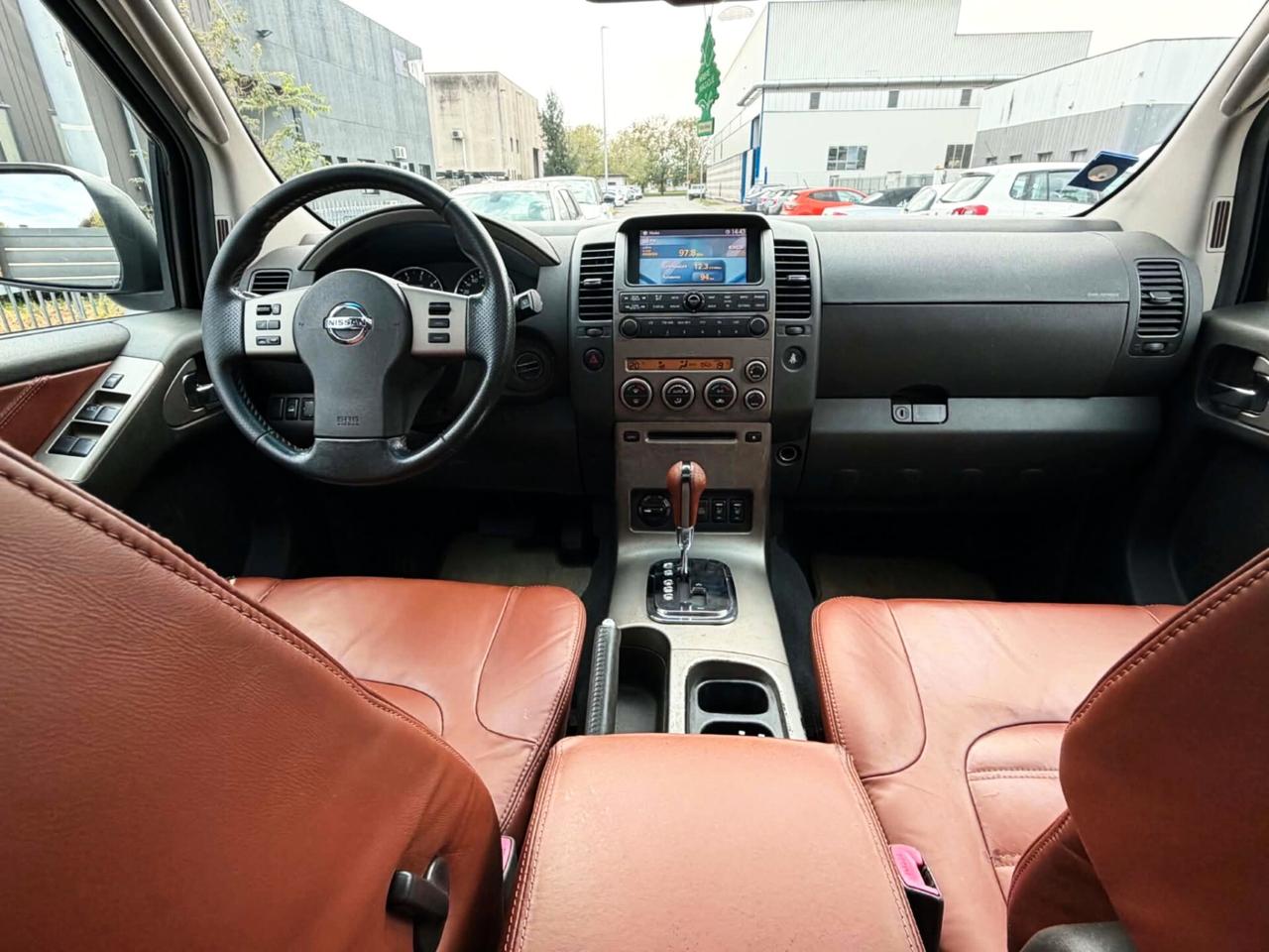 Nissan Pathfinder 2.5 dCi Platinum-7Posti-Navi,Pelle,Tetto-2010