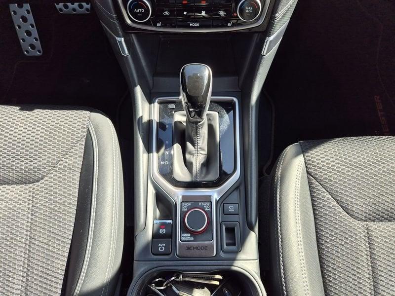Subaru Forester 2.0i e-boxer Style lineartronic