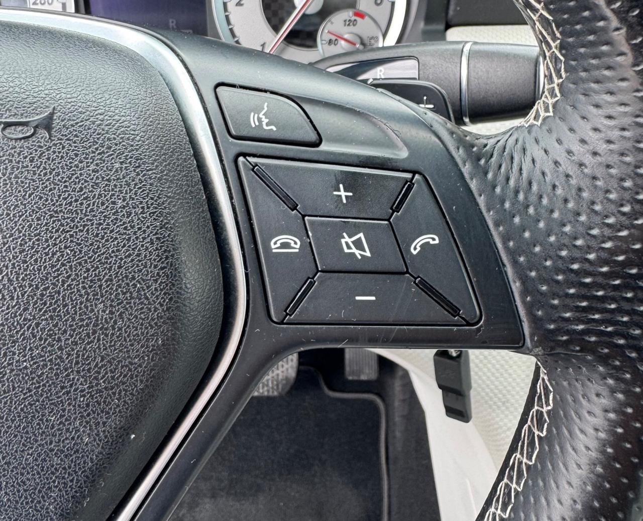 Mercedes-benz A CAMBIO AUTOMATICO/UNICO PROPRIETARIO