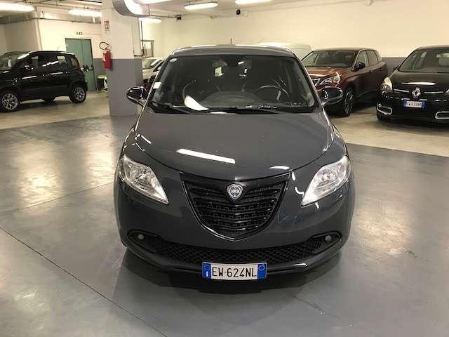 Lancia Ypsilon Ypsilon 1.2 8v Elefantino ecochic Gpl 69cv my14