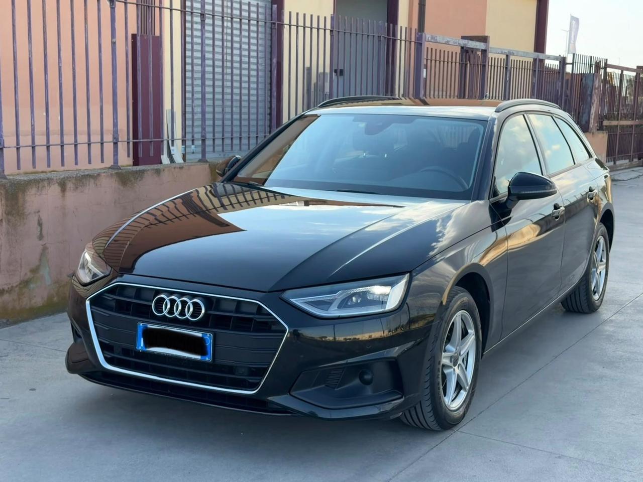 Audi A4 40 TDI S tronic