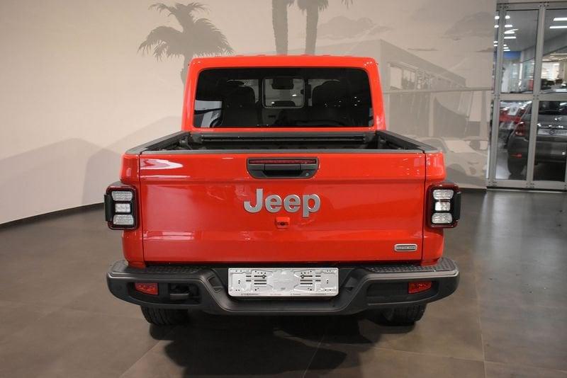 Jeep Gladiator 3.0 Diesel V6 Overland #NAVI/RETROCAMERA