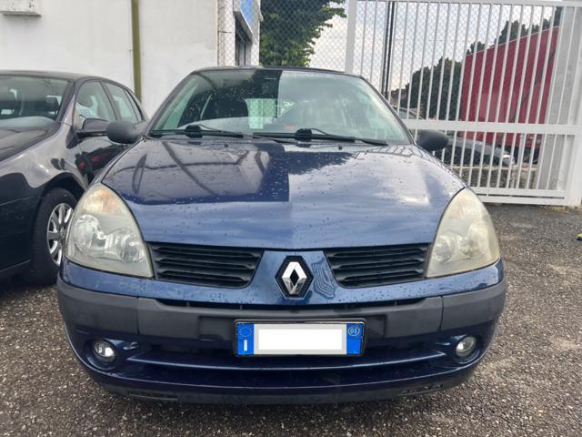 RENAULT Clio 1.2 cat 5 porte NEOPATENTATI GPL