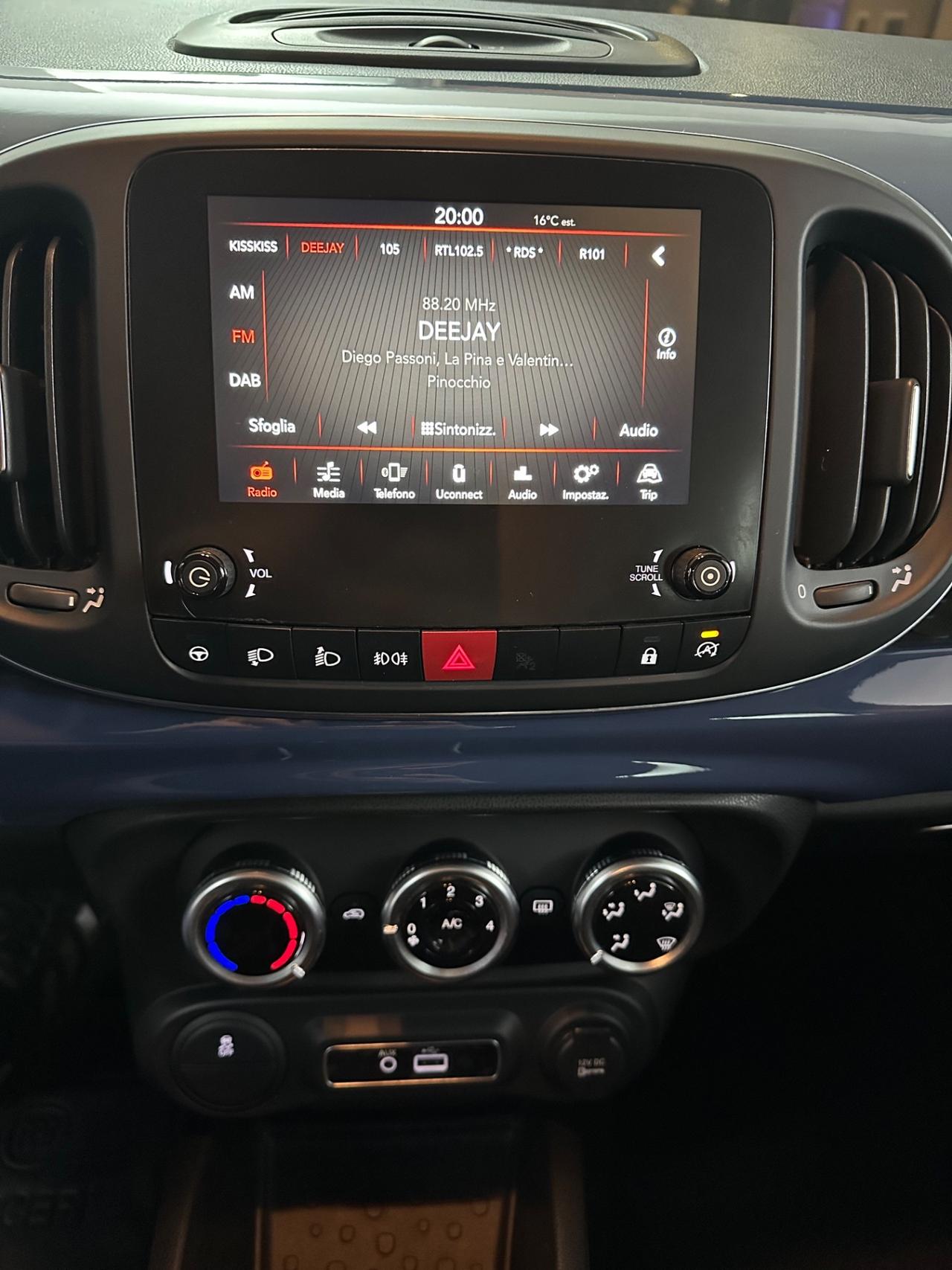 Fiat 500L 1.6 Multijet 120 CV Mirror