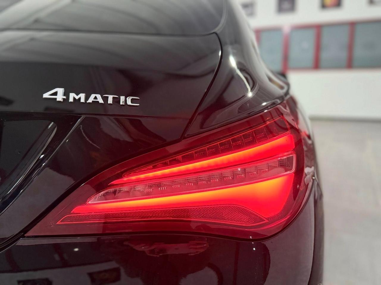 Mercedes-Benz CLA Shooting Brake 200d 4Matic Autom 2018 cdi 136cv