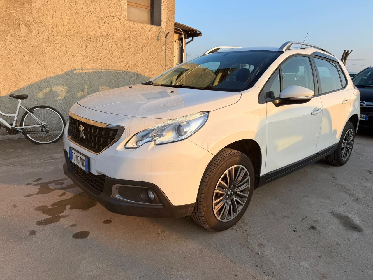 Peugeot 2008 PureTech 82 Active