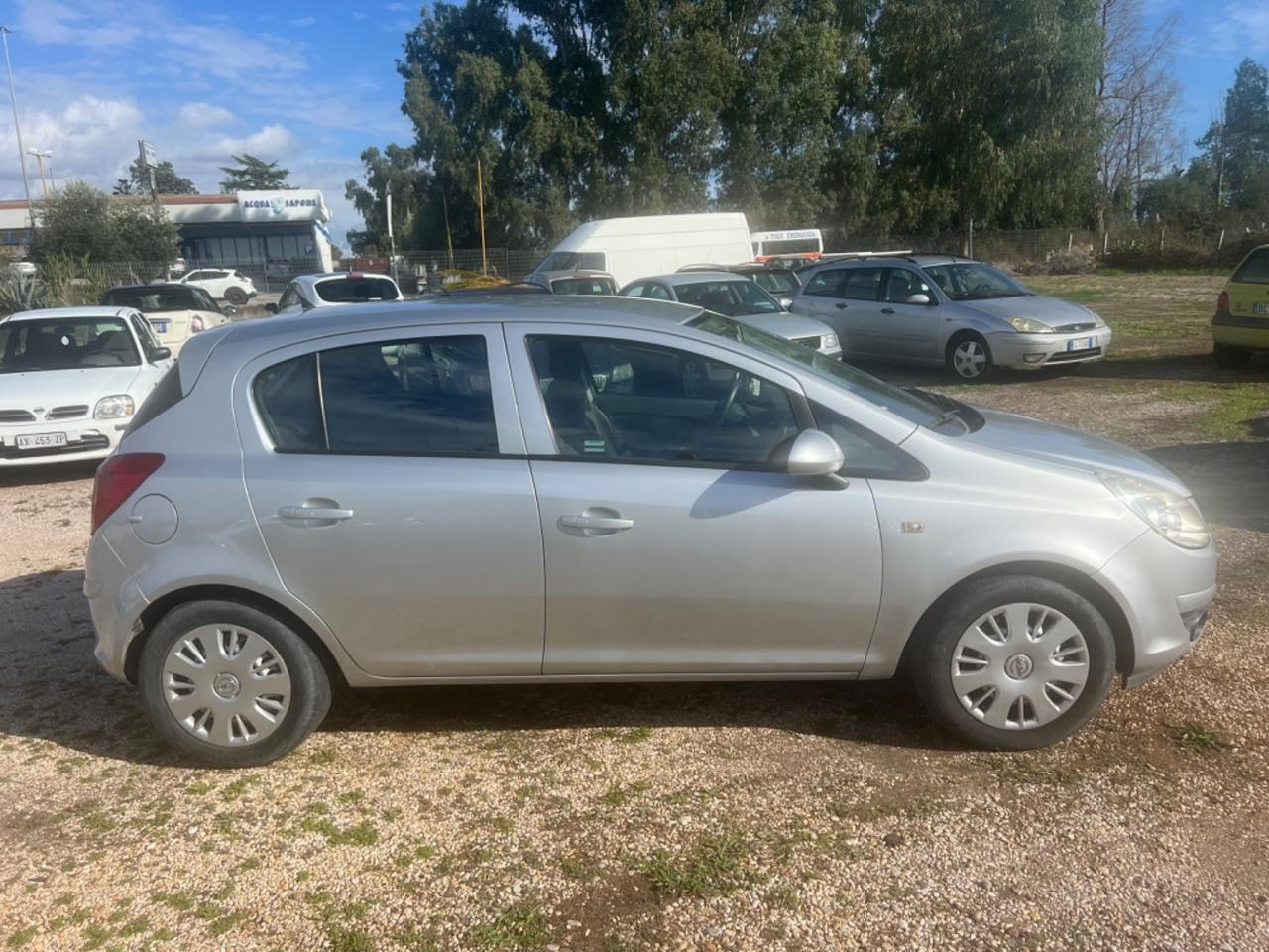 Opel Corsa 1.2 5 porte Enjoy