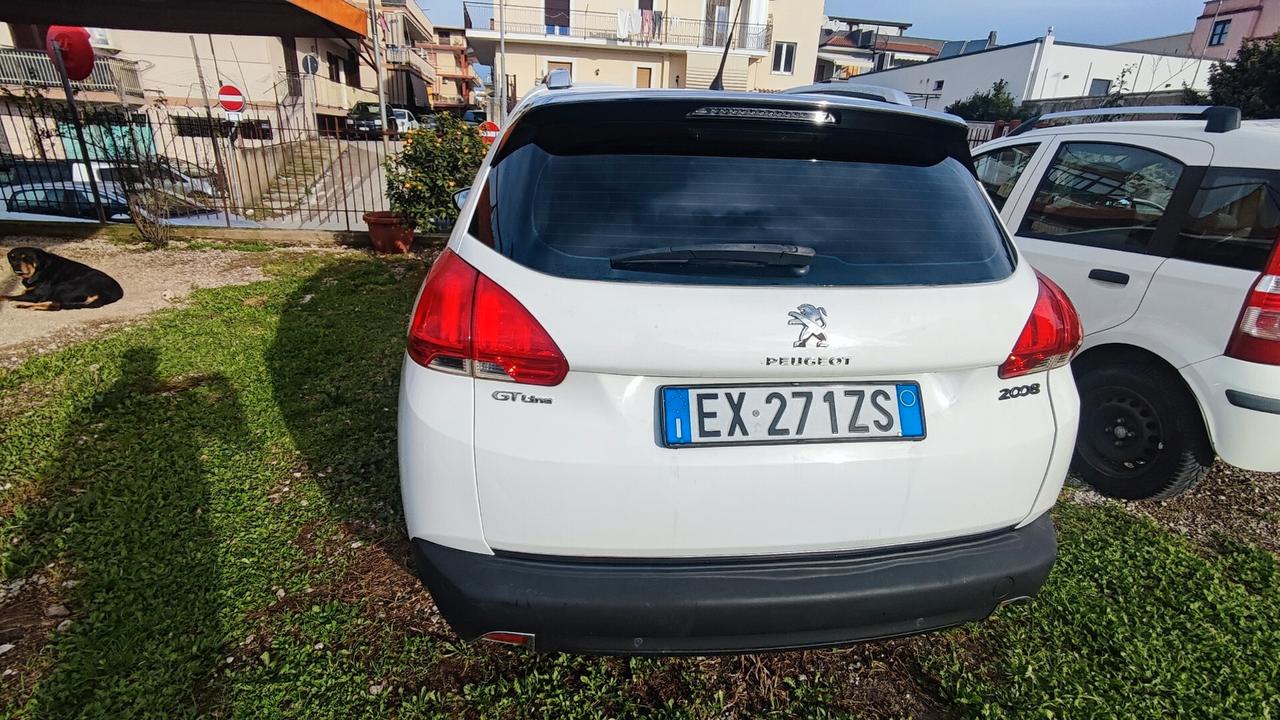 Peugeot 2008 1.2 Benz 2015
