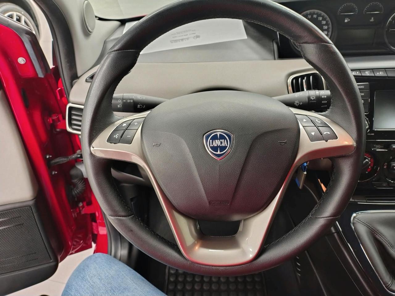Lancia Ypsilon 1.2 69 CV 5 porte GPL Ecochic Gold