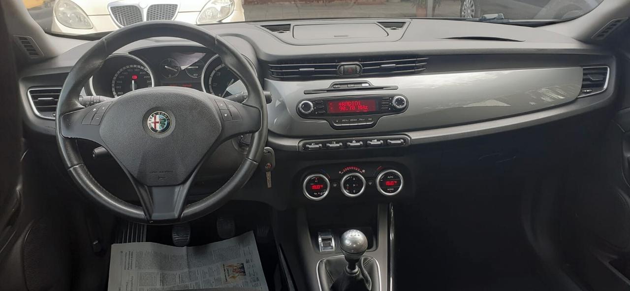 Alfa Romeo Giulietta 2013 - 1.6 JTDm-2 105 CV Lb automobili