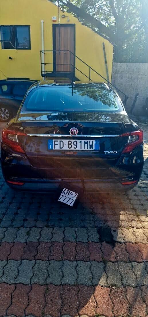 Fiat Tipo 1.6 Mjt 4 porte Lounge NEOPATENTATI