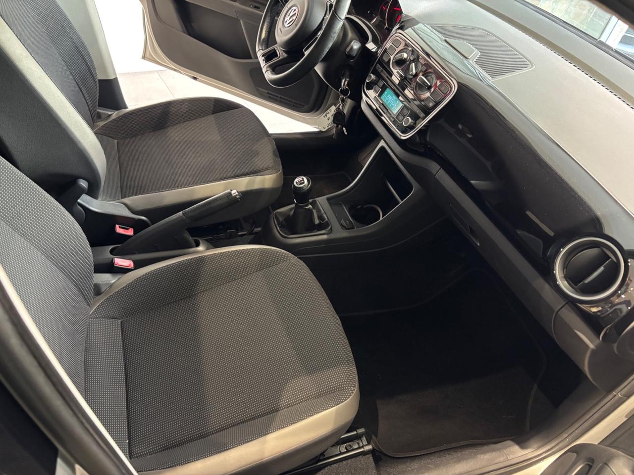 Volkswagen up! 1.0 75 CV 5p. high