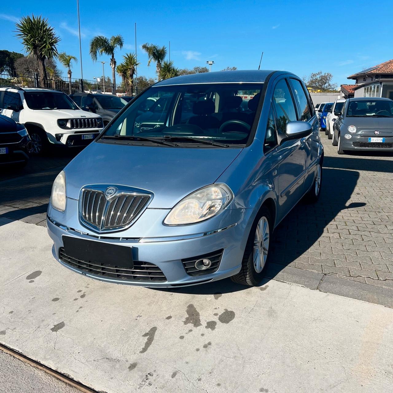 Lancia MUSA 1.3 Multijet Poltrona Frau